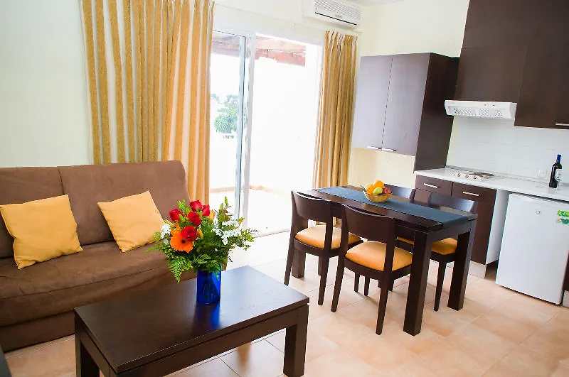 Daire Apartamentos Vista Alegre Mallorca Cala Mandia  İspanya