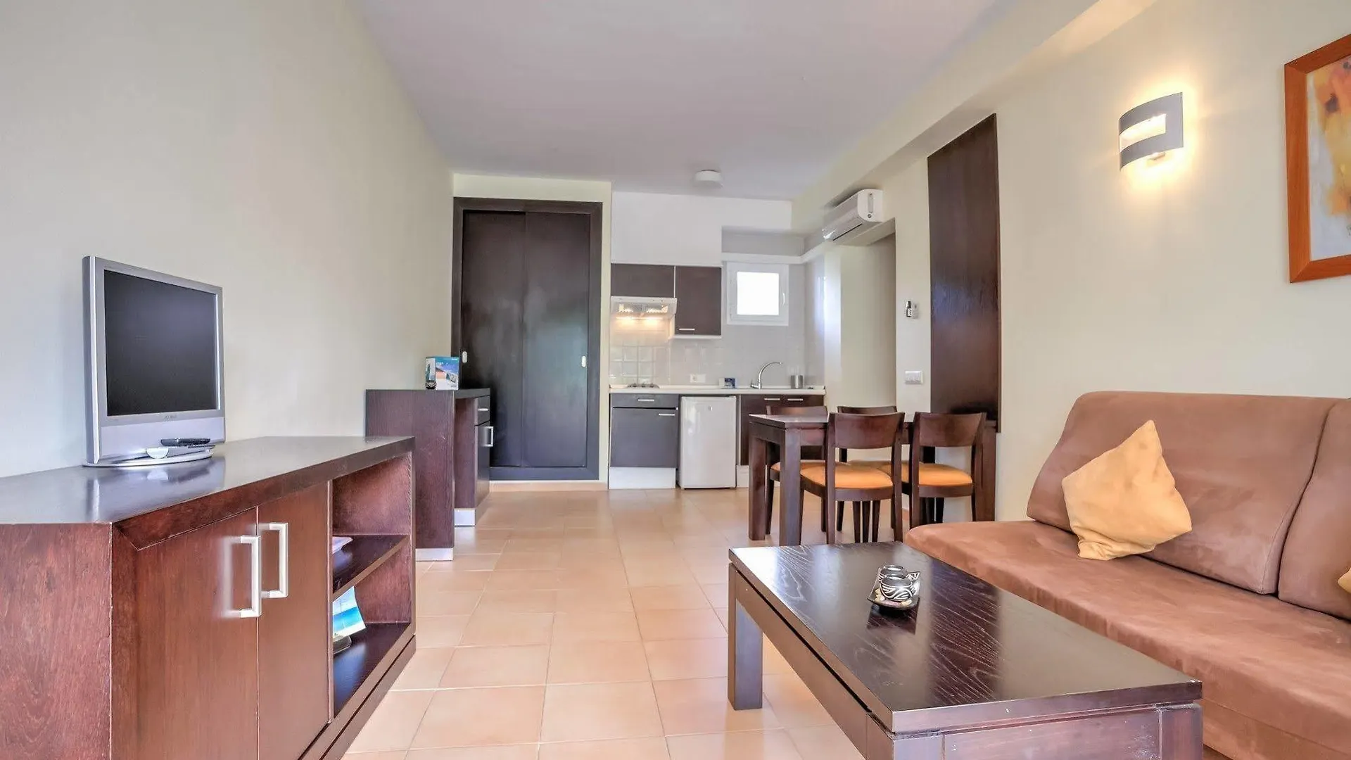 Daire Apartamentos Vista Alegre Mallorca Cala Mandia