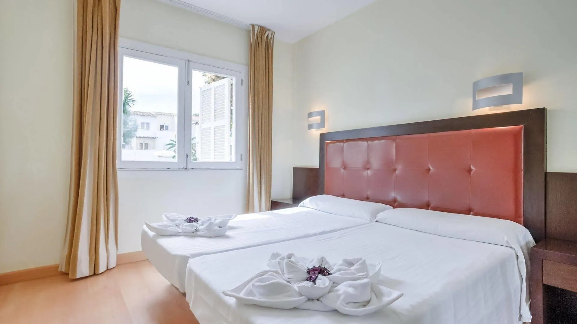 Daire Apartamentos Vista Alegre Mallorca Cala Mandia  İspanya